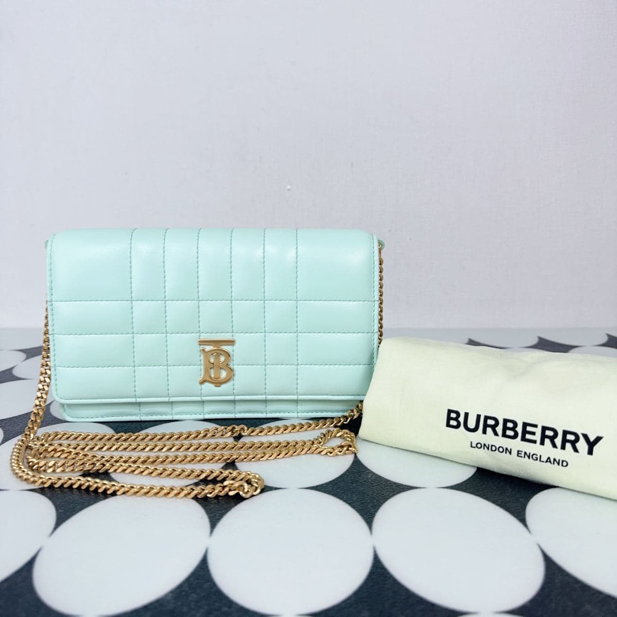 Burberry Lola Chain Bag — photo 1