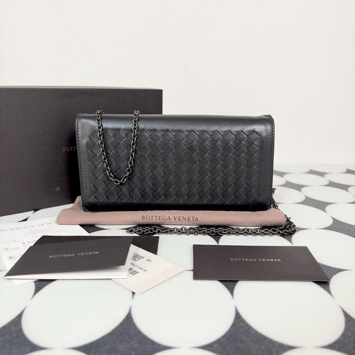 Bottega Veneta Intrecciato Wallet on Chain — photo 1