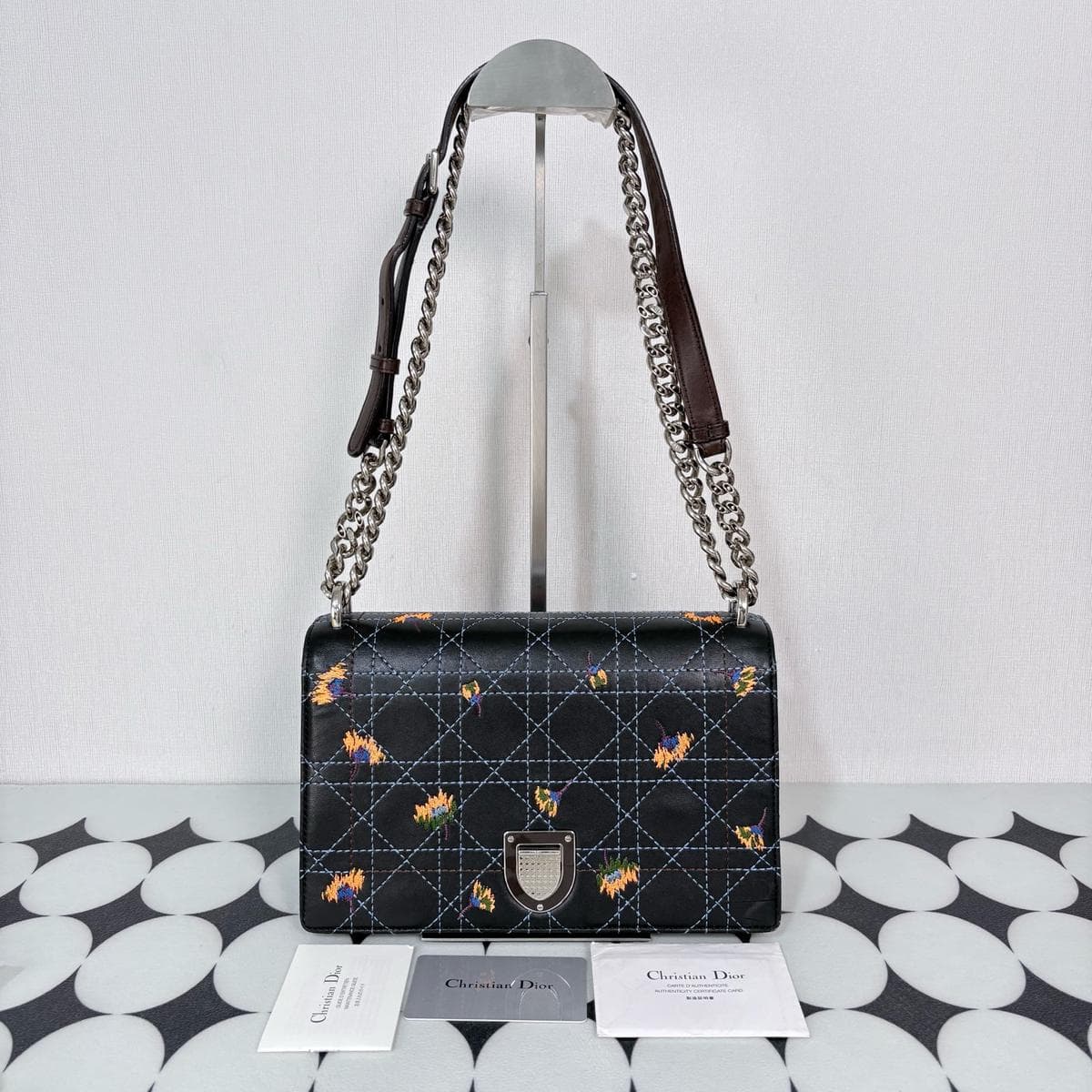 Dior Diorama Medium Chain Bag, , condition grade A