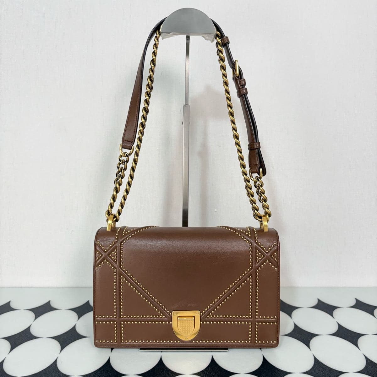 Dior Diorama, Brown, condition grade A
