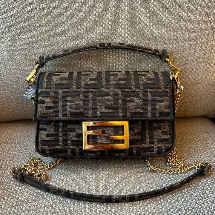 Fendi Baguette — photo 1