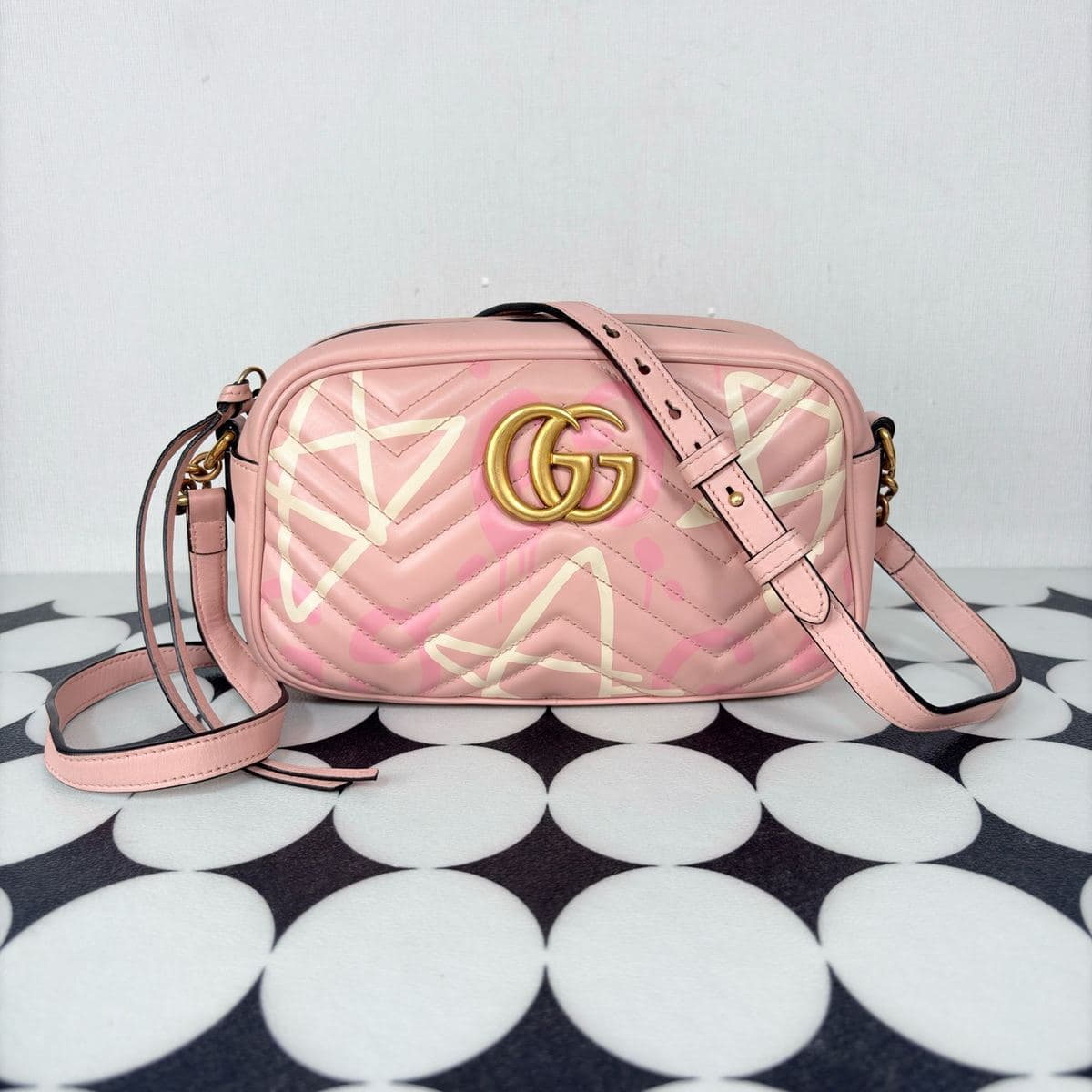 Gucci GG Marmont Camera Bag (graffiti) — photo 1