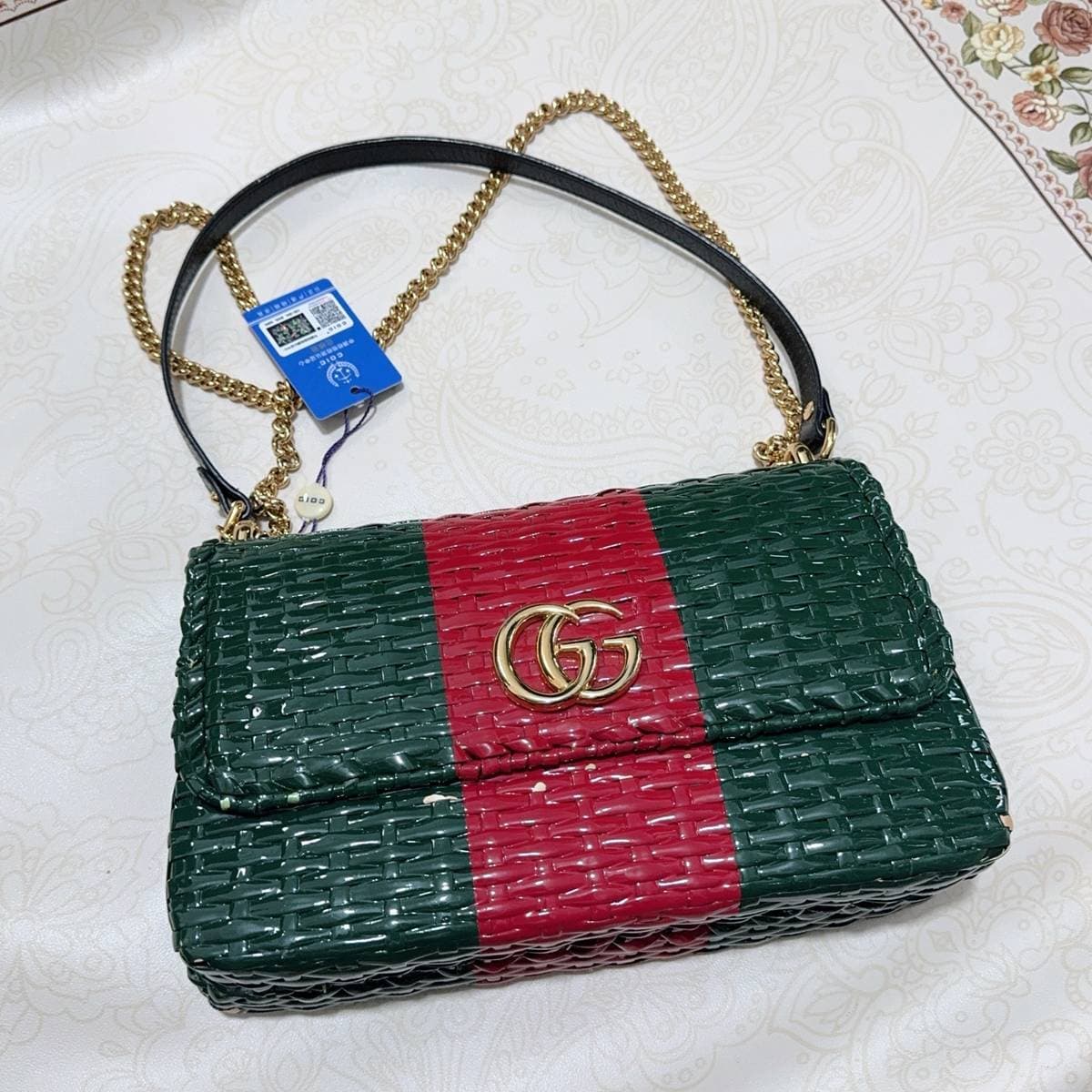 Gucci Runway Wicker Shoulder Bag — photo 1