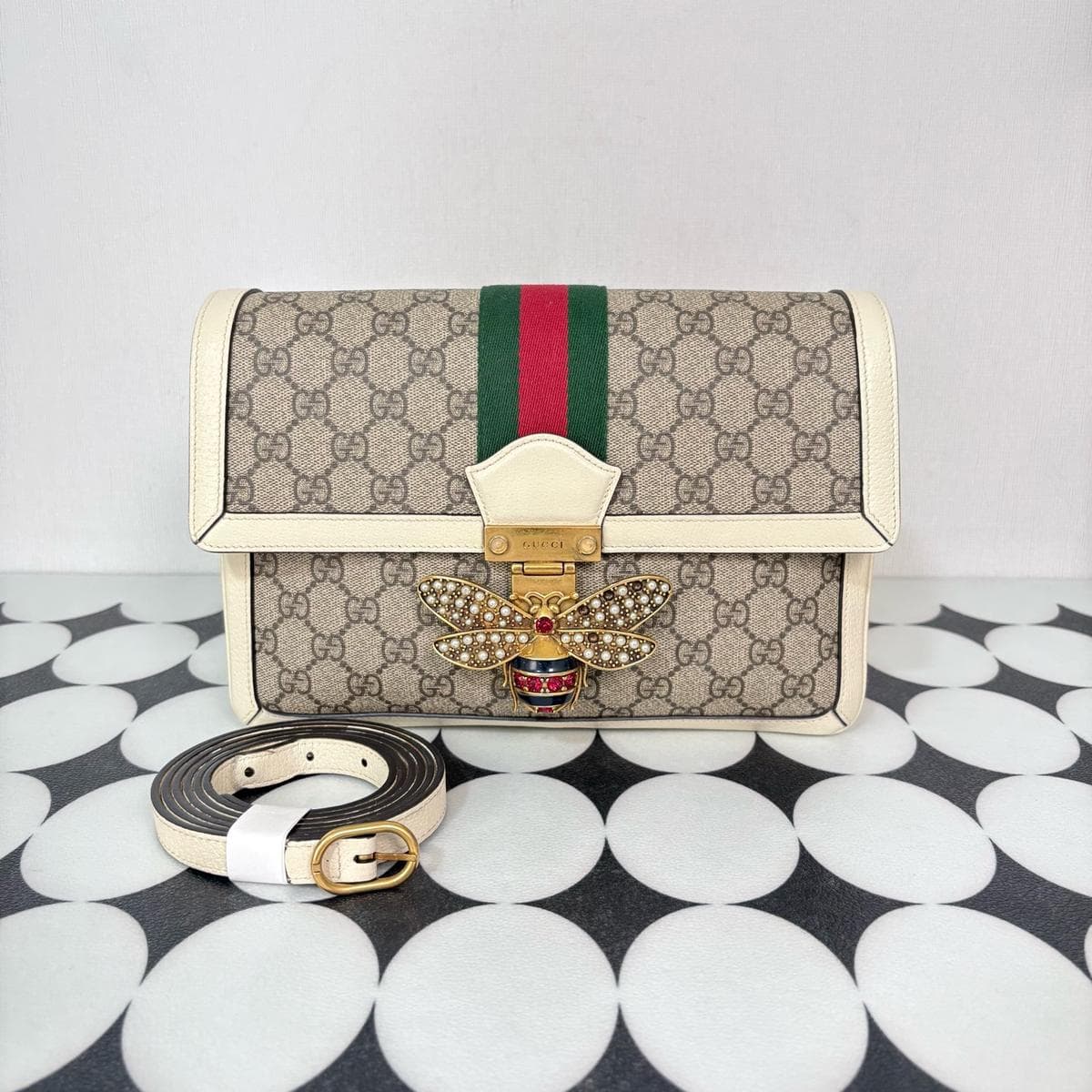 Gucci Queen Margaret Messenger Bag, , condition grade A