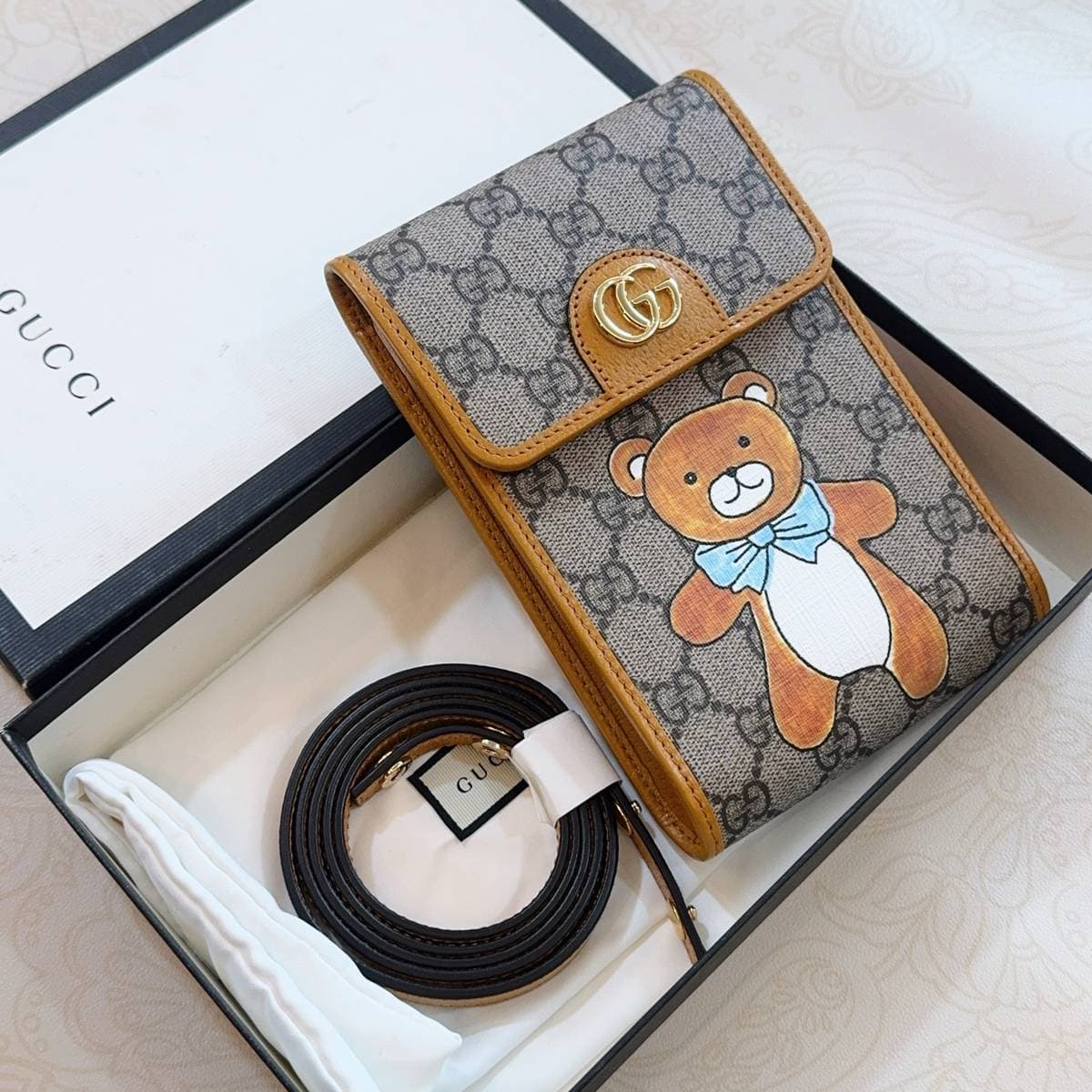 Gucci Teddy Bear Phone Bag, , condition grade A