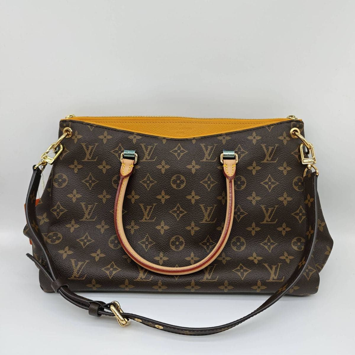 Louis Vuitton Pallas — photo 1