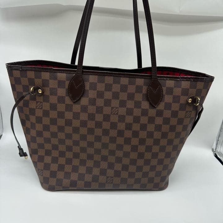 Louis Vuitton Neverfull MM, Brown, condition grade A