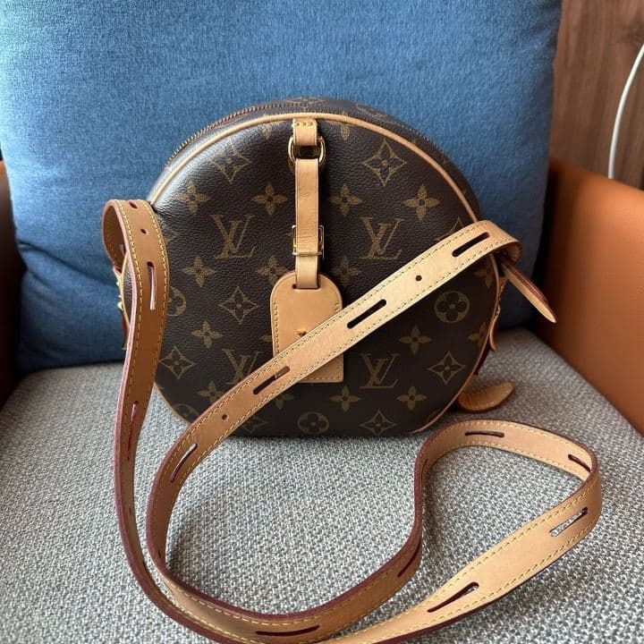 Louis Vuitton Boîte Chapeau Souple MM — photo 1