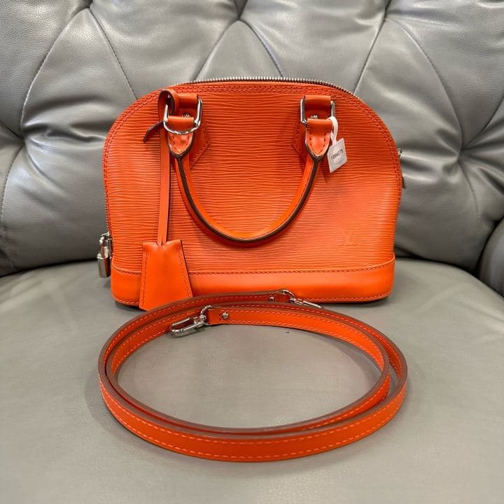 Louis Vuitton Alma (small) — photo 1
