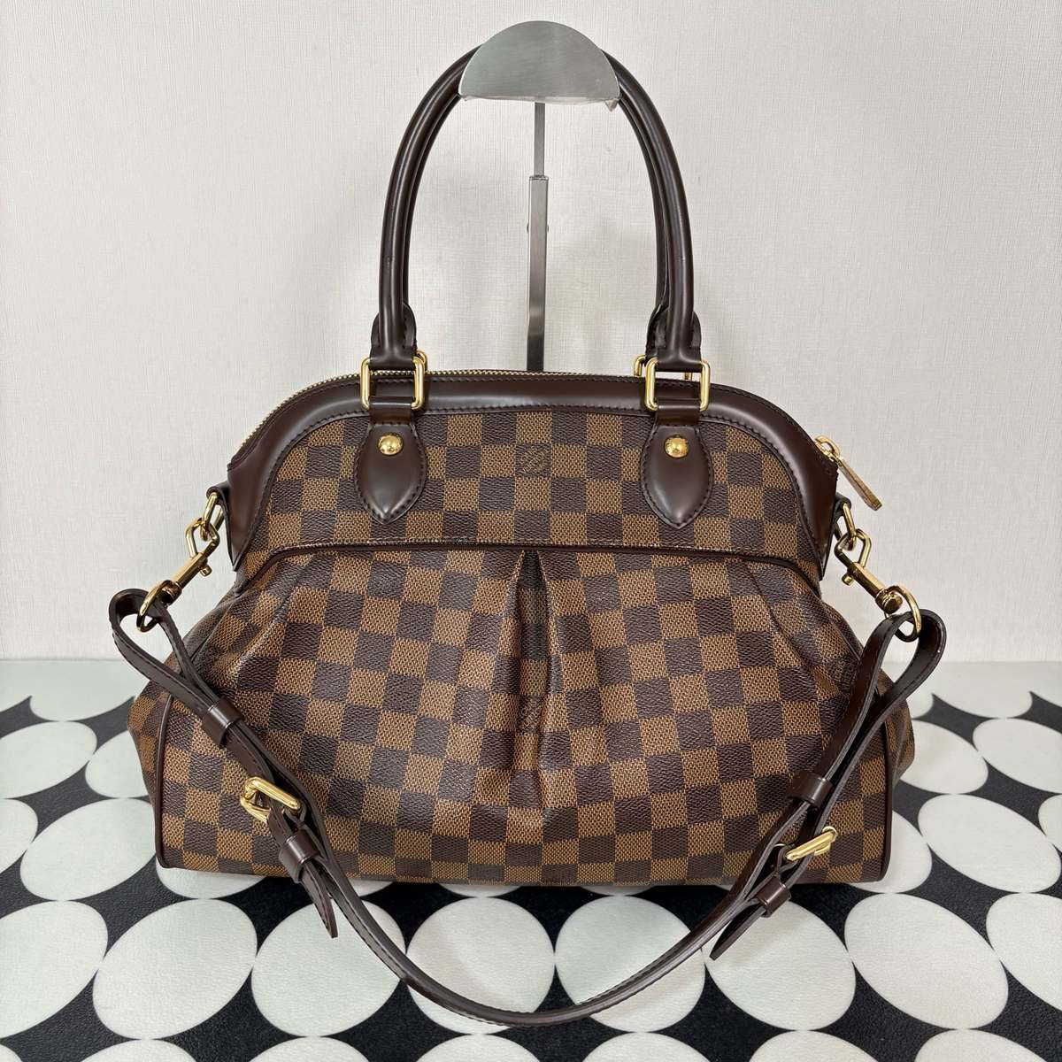 Louis Vuitton Trevi — photo 1