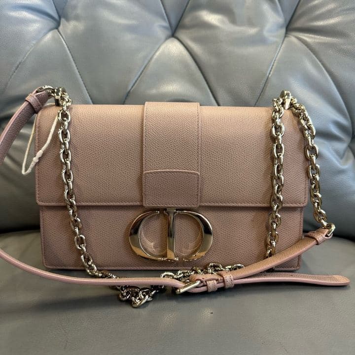 Dior 30 Montaigne — photo 1