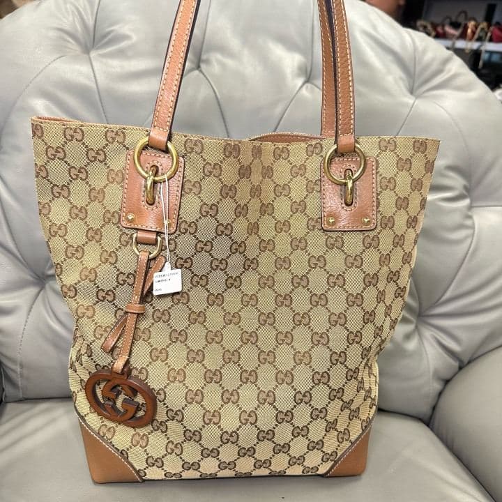 Gucci GG Canvas Tote — photo 1