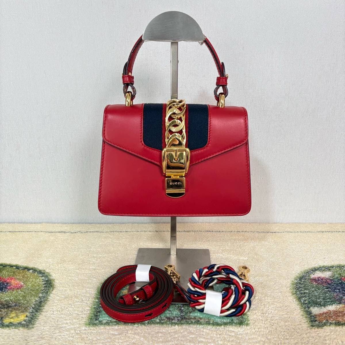 Gucci Sylvie Small Top Handle Bag — photo 1