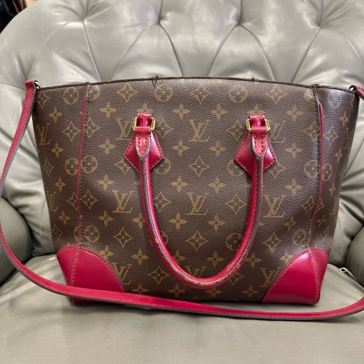 Louis Vuitton Monogram Tote — photo 1
