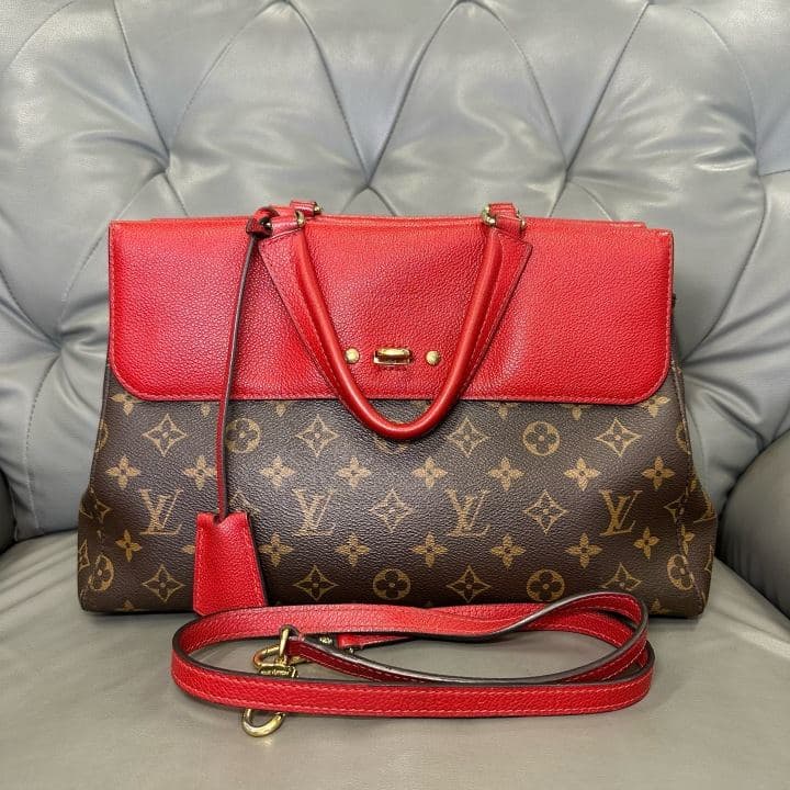 Louis Vuitton Venus — photo 1