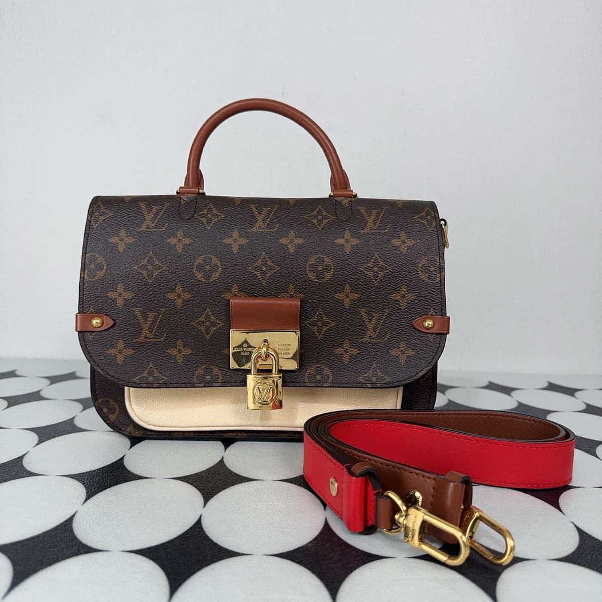 Louis Vuitton Damier Ebène Lock Top Handle Bag — photo 1