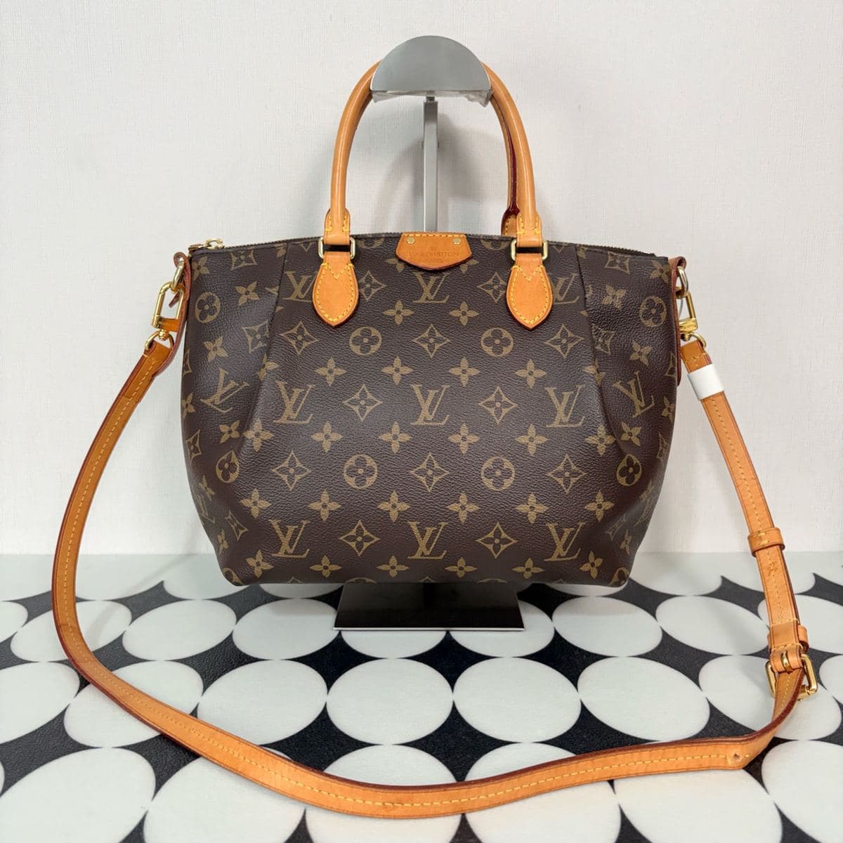 Louis Vuitton Tivoli — photo 1
