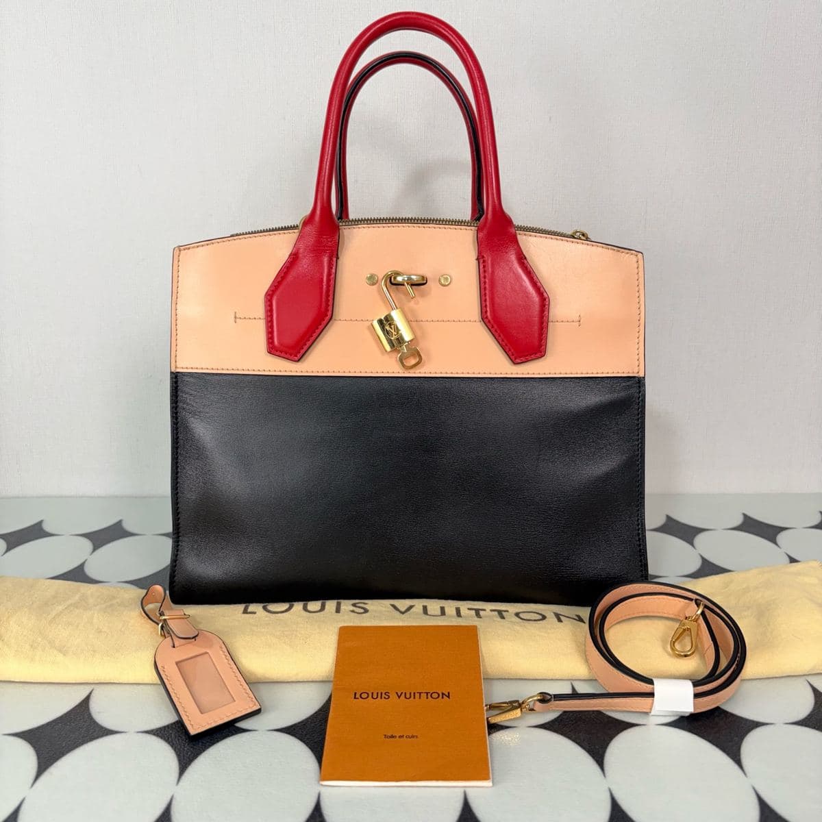 Louis Vuitton City Steamer — photo 1